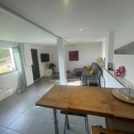 Deux Pieces Dans Maison *